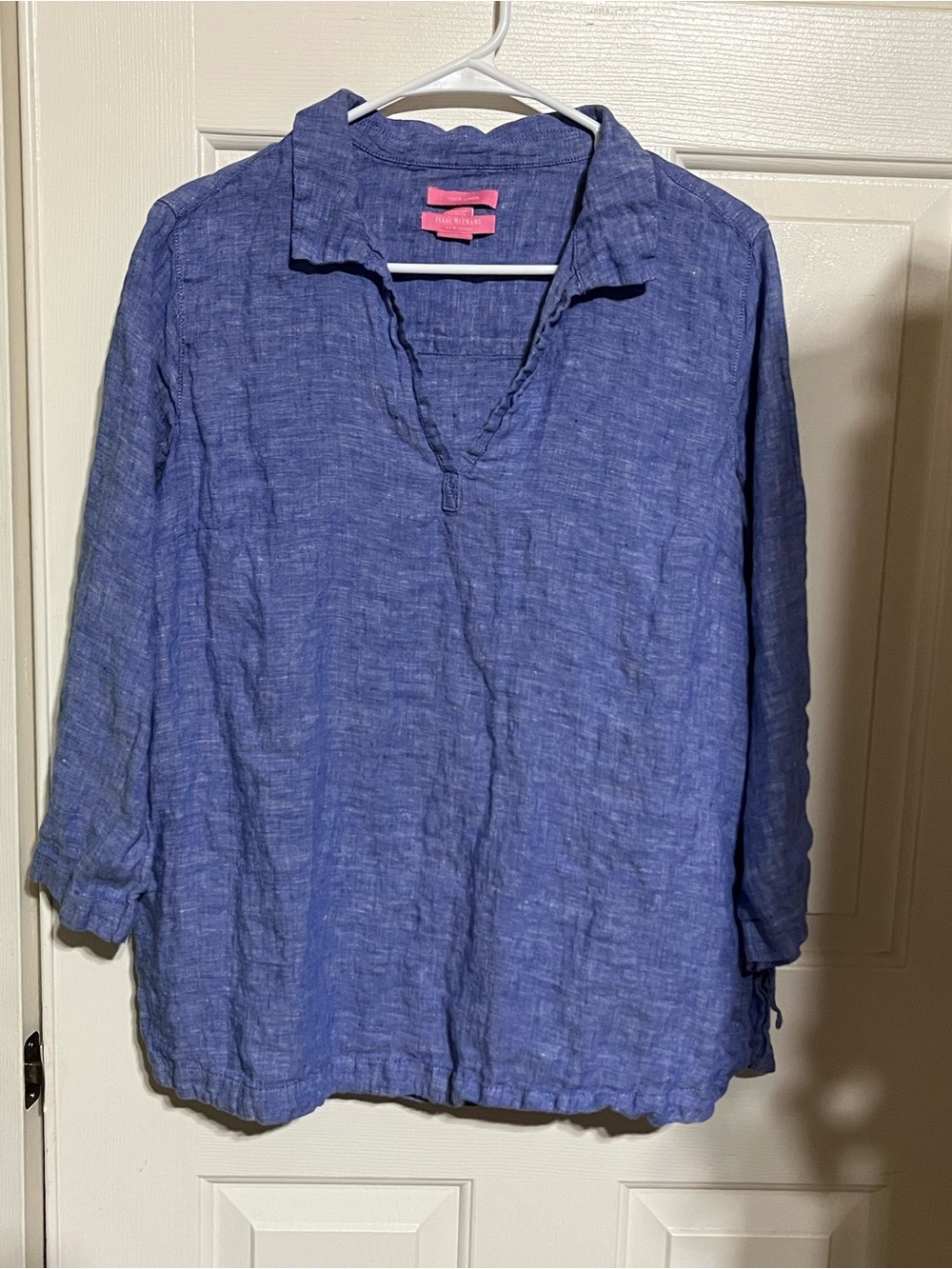 Isaac Mizrahi Blue Linen V-Neck Tunic
16-04